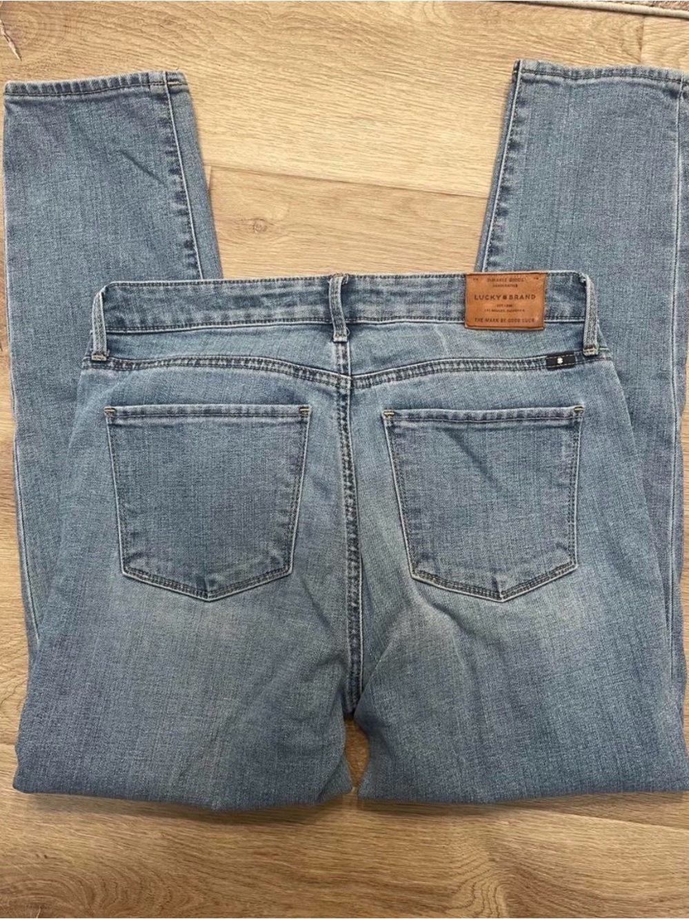 Lucky Brand Women’s  Distressed Light Blue Denim Jeans